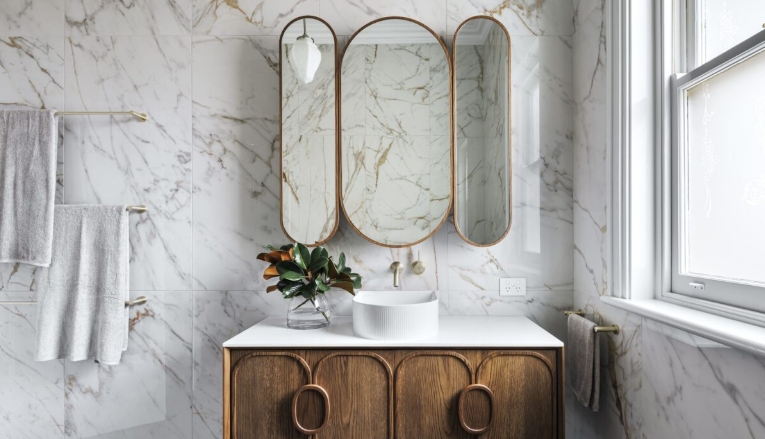 contemporary bathroom art