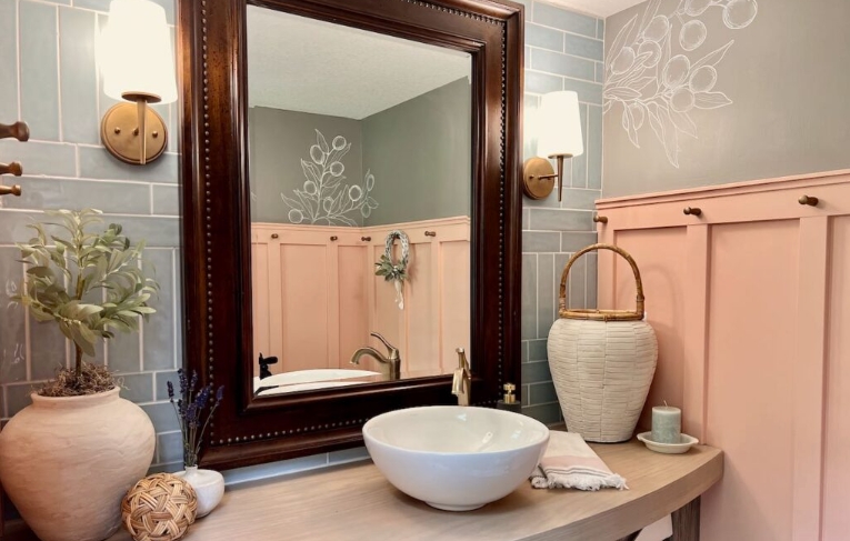 powder room wall decor