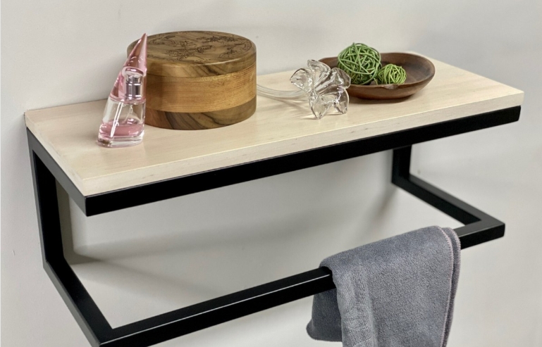 bathroom shelf decorations