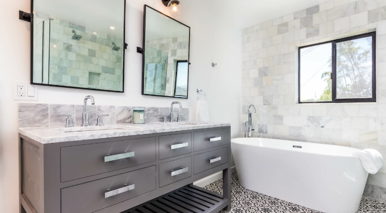 bathroom decor for gray walls