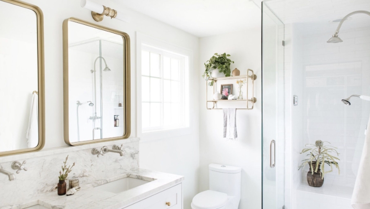 glam bathroom wall art