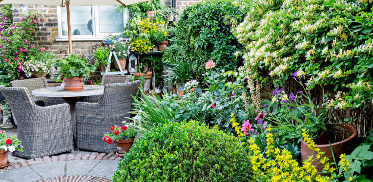 Front yard ideas for small spaces