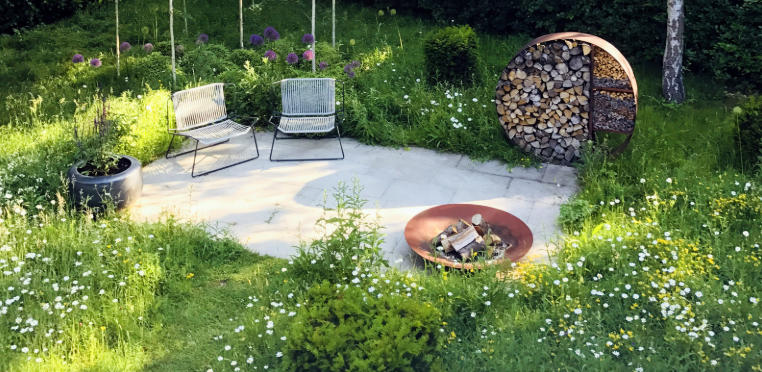 Front yard with butterfly garden ideas