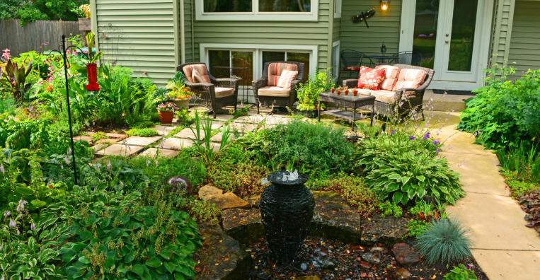 Front yard with herb garden ideas