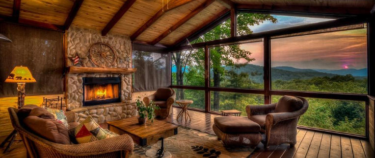 Best Furniture for Cabin Outdoor Spaces