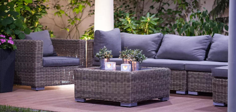 Best Rustic Outdoor Furniture for Cozy Spaces