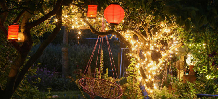 Rustic Outdoor Lanterns for Evening Glow