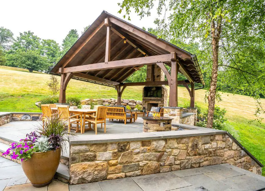 Rustic Furniture Ideas for Outdoor Living