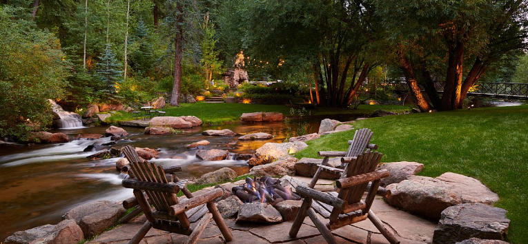Rustic Outdoor Decorations for Natural Homes