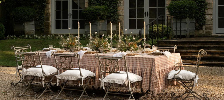 Outdoor Rustic Chairs That Impress Guests