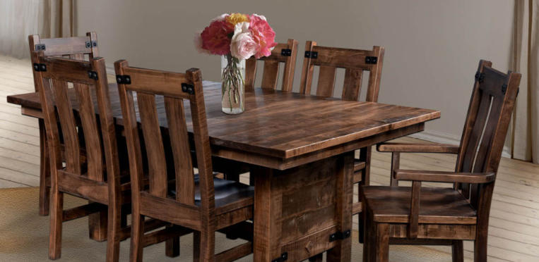 Rustic Outdoor Dining Tables and Chairs Sets