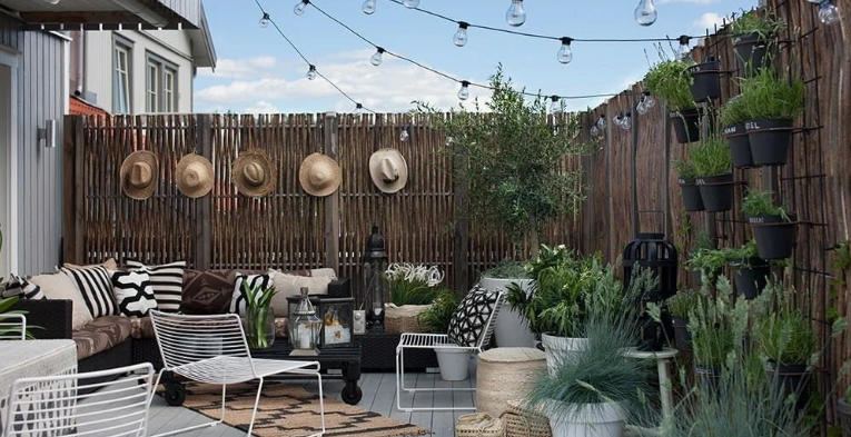 Boho-Inspired Outdoor Seating Area Ideas