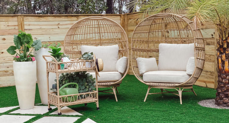 Boho Patio Decor with Earthy Tones