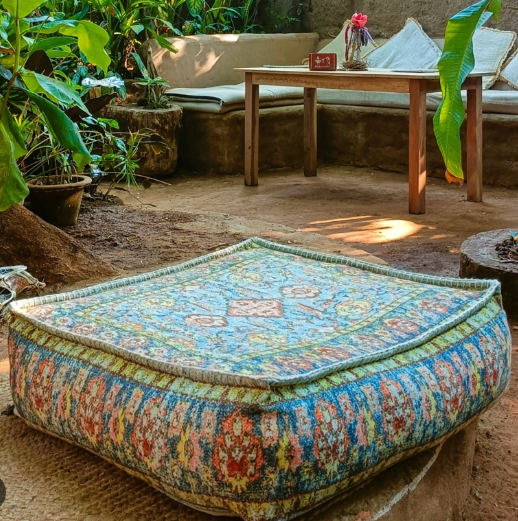 How to Use Floor Cushions for Boho Outdoor Seating