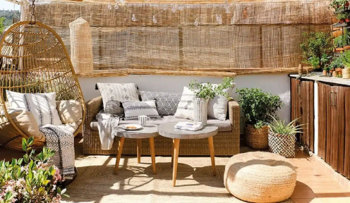 Outdoor Boho Decor Using Organic Materials