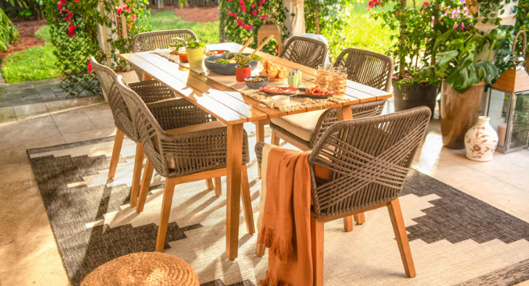 How to Use Earthy Greens and Browns in Boho Outdoor Design