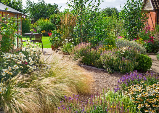 Spring Garden Ideas with Raised Flower Bed Designs