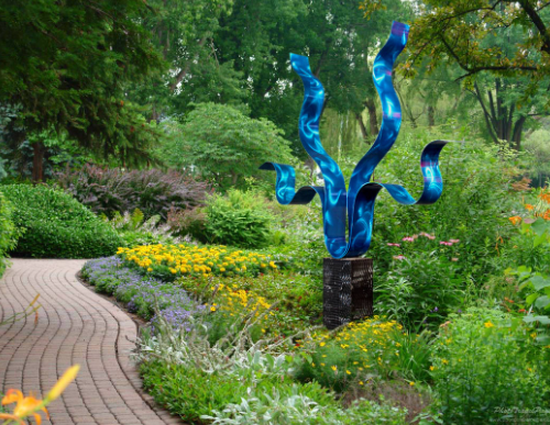 Spring Garden Ideas with Artistic Garden Sculptures
