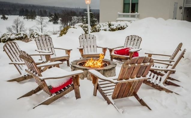 Vintage Patio Decor for Winter